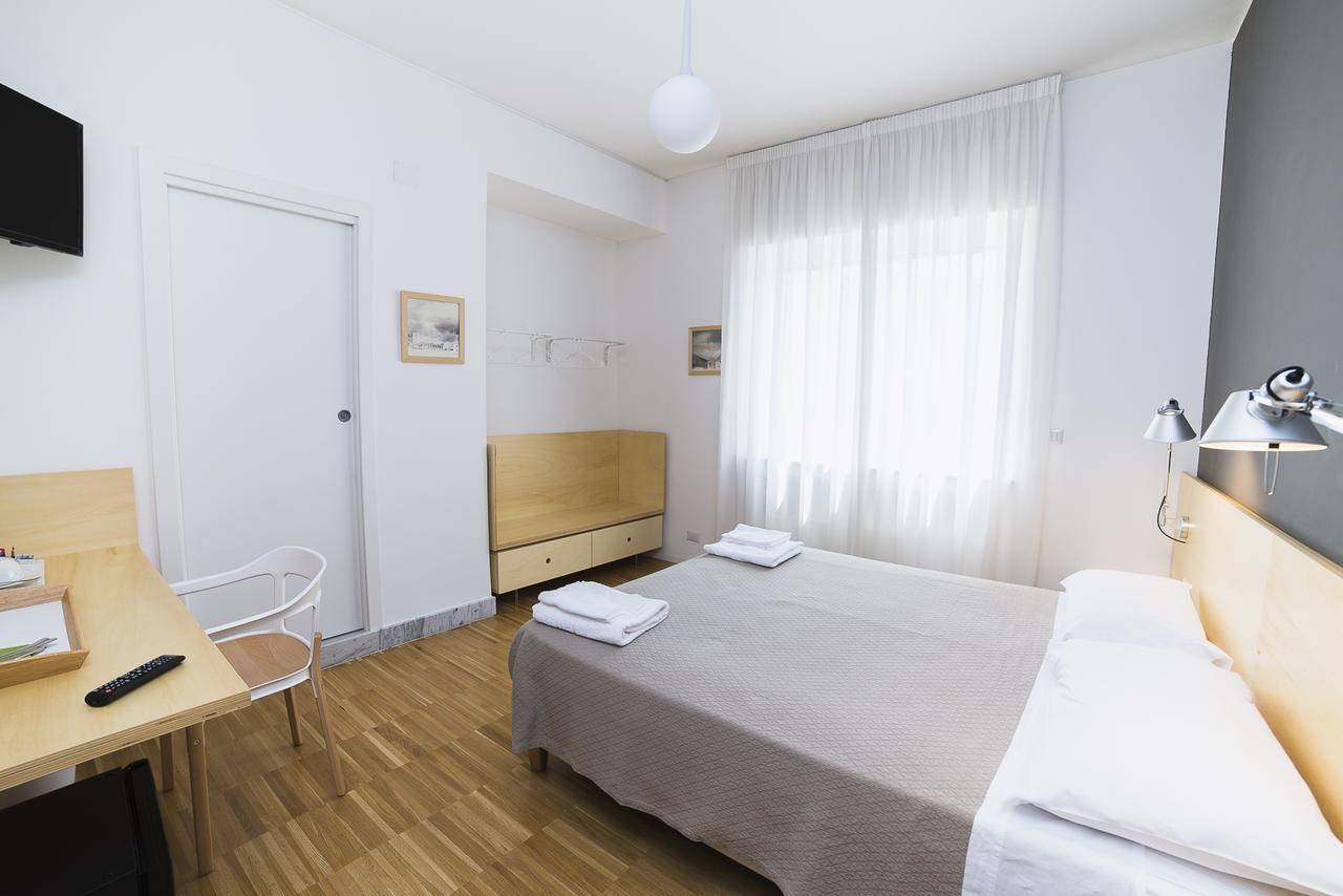 Bed and Breakfast Le Stanze Di Piazza Dei Martiri à Naples Extérieur photo
