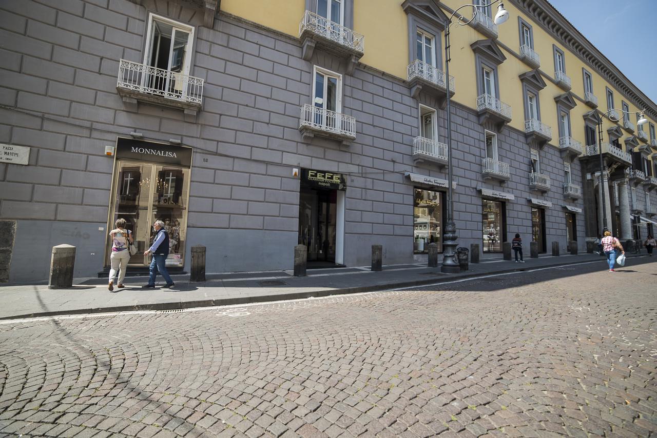 Bed and Breakfast Le Stanze Di Piazza Dei Martiri à Naples Extérieur photo