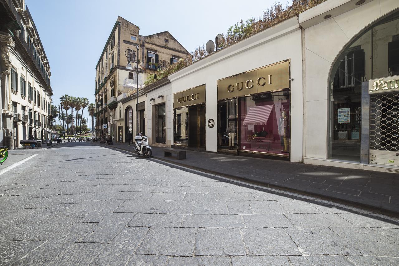 Bed and Breakfast Le Stanze Di Piazza Dei Martiri à Naples Extérieur photo